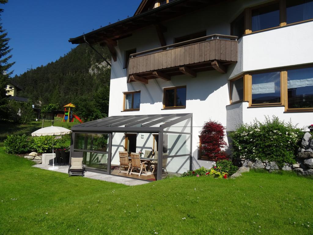 Appartementhaus St. Martin Seefeld in Tirol Rom bilde